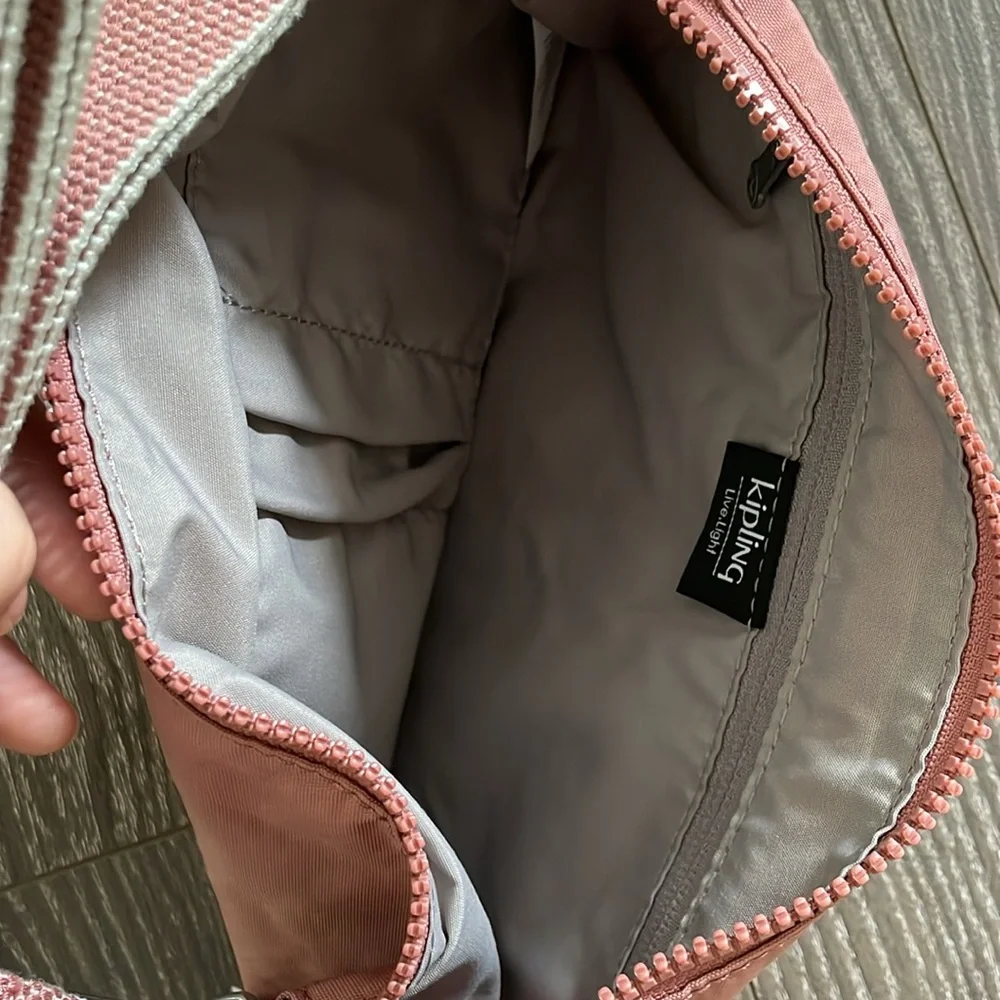 Kipling Emelia crossbody dusty rose colour - Picture 3 of 3